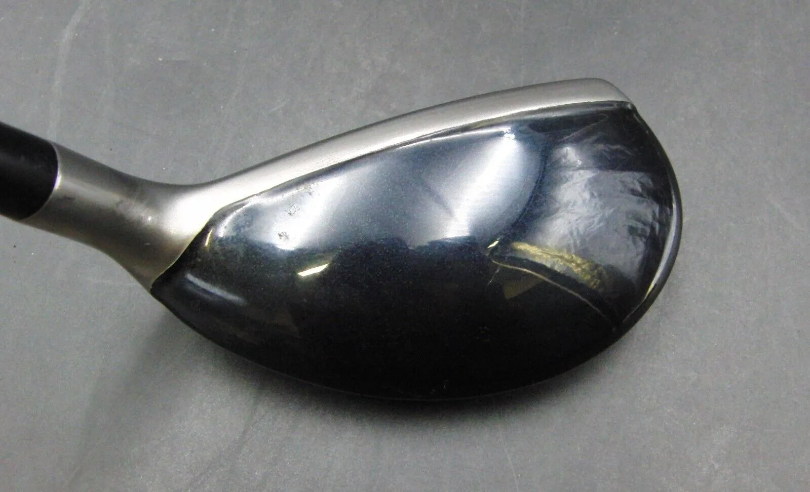 Japanese Srixon AD 22° 4 Hybrid Stiff Graphite Shaft Srixon Grip 5 Japanese Srixon AD 22° 4 Hybrid Stiff Graphite Shaft Srixon Grip - Image 3