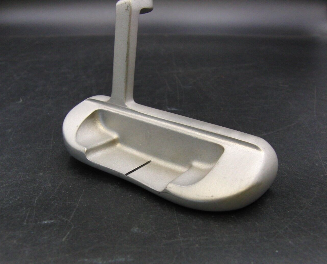 Japanese Arrowtube W4 Putter 87cm Length Steel Shaft Chaucer Grip 6 Japanese Arrowtube W4 Putter 87cm Length Steel Shaft Chaucer Grip - Image 4