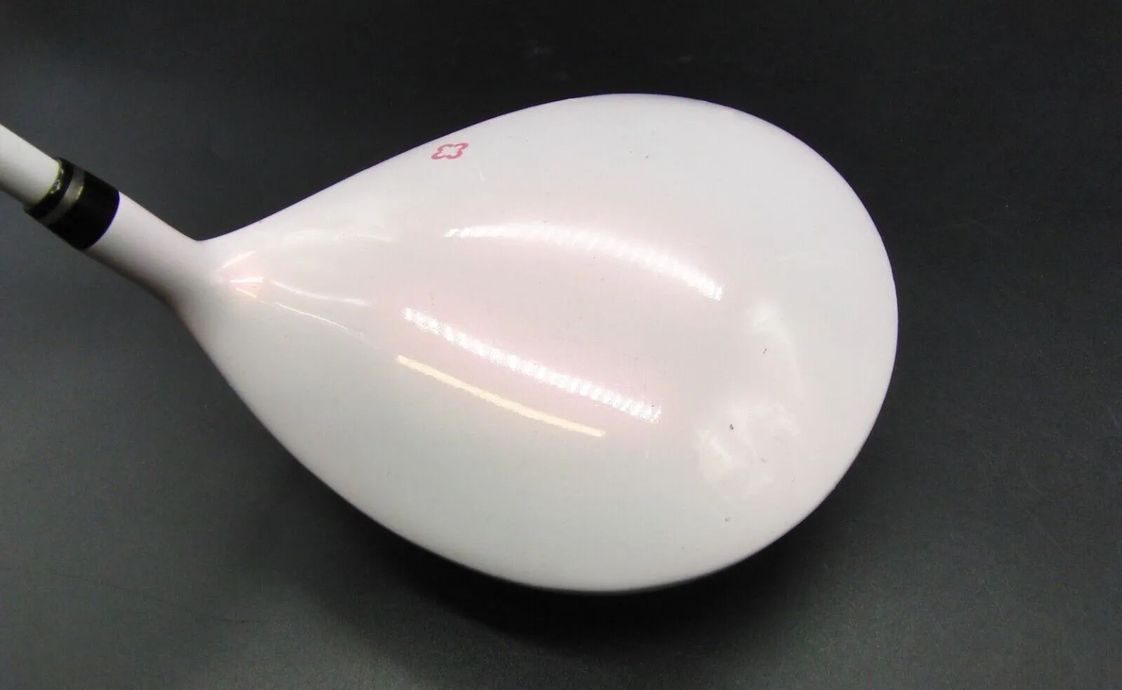 Ladies Japanese Marie Claire MC-105 14° Driver Ladies Graphite Shaft (see Dent) 5 Ladies Japanese Marie Claire MC-105 14° Driver Ladies Graphite Shaft (see Dent) - Image 3