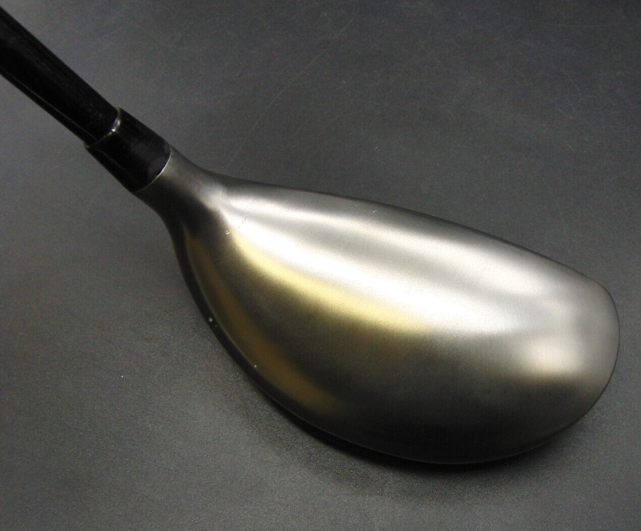 Japanese Works Dyna 25° Hybrid Stiff Graphite Shaft Works Grip With Head Cover 5 Japanese Works Dyna 25° Hybrid Stiff Graphite Shaft Works Grip With Head Cover - Image 3