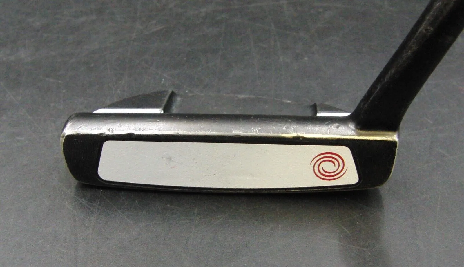 Odyssey VERSA 9 Putter 86.5cm Playing Length Steel Shaft Odyssey Grip 5 Odyssey VERSA 9 Putter 86.5cm Playing Length Steel Shaft Odyssey Grip - Image 3