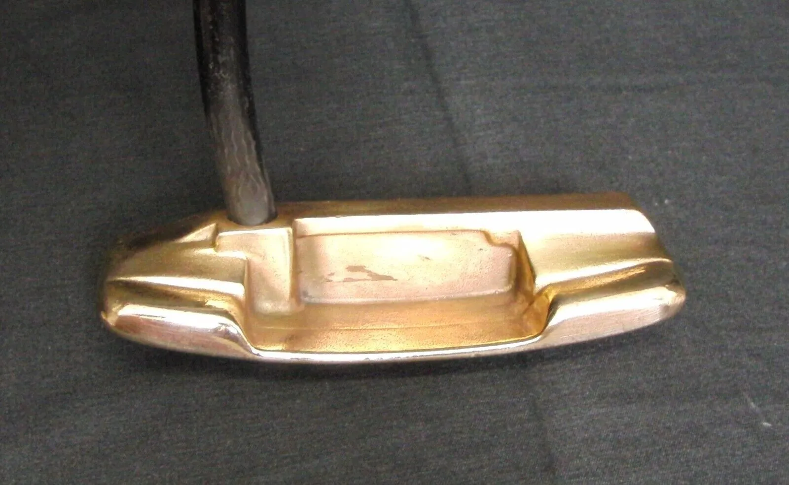 Japanese HONMA CB8001 Putter 88cm Length Graphite Shaft Iguana Golf Grip 4 Japanese HONMA CB8001 Putter 88cm Length Graphite Shaft Iguana Golf Grip - Image 2