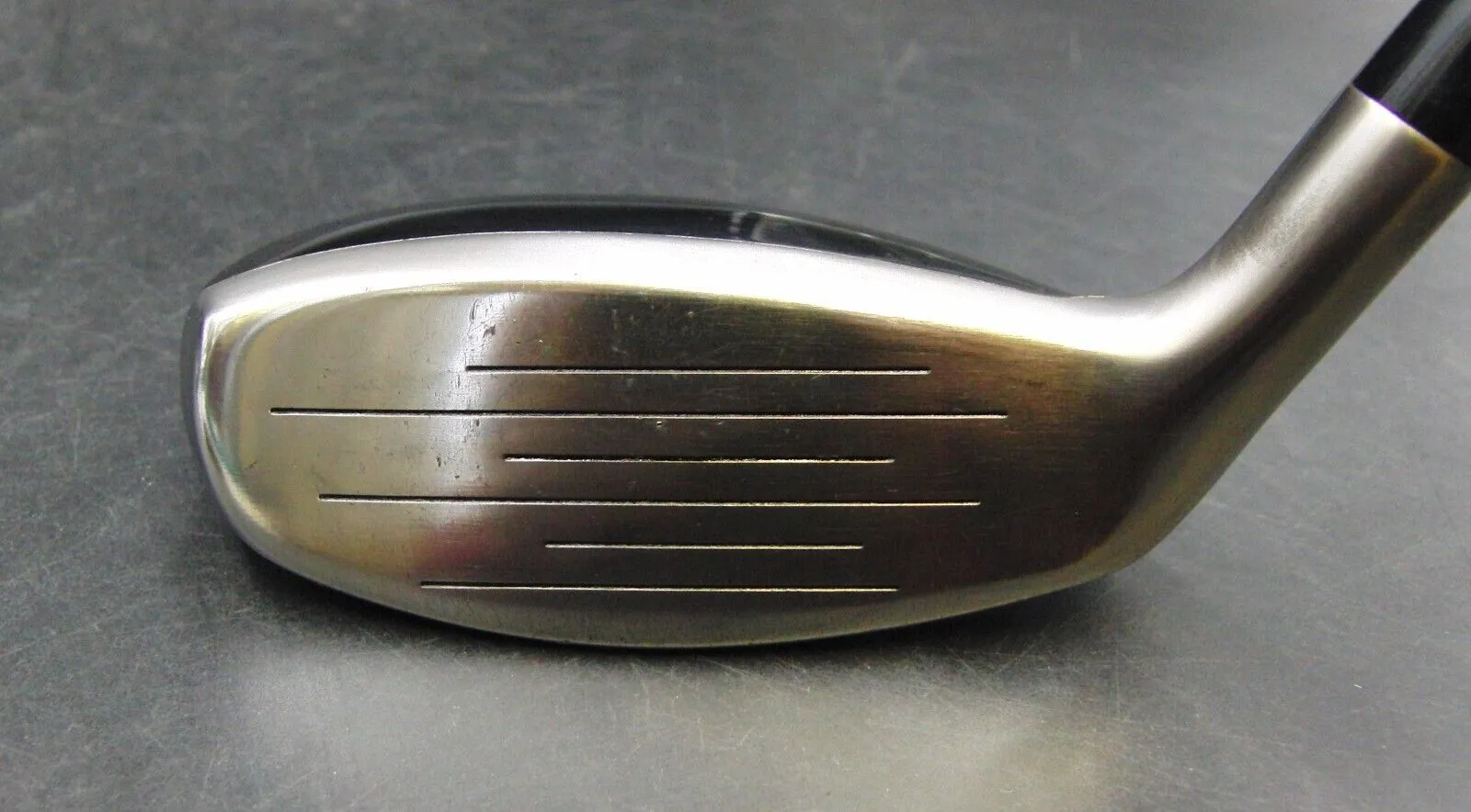 Japanese Srixon AD 22° 4 Hybrid Stiff Graphite Shaft Srixon Grip 4 Japanese Srixon AD 22° 4 Hybrid Stiff Graphite Shaft Srixon Grip - Image 2