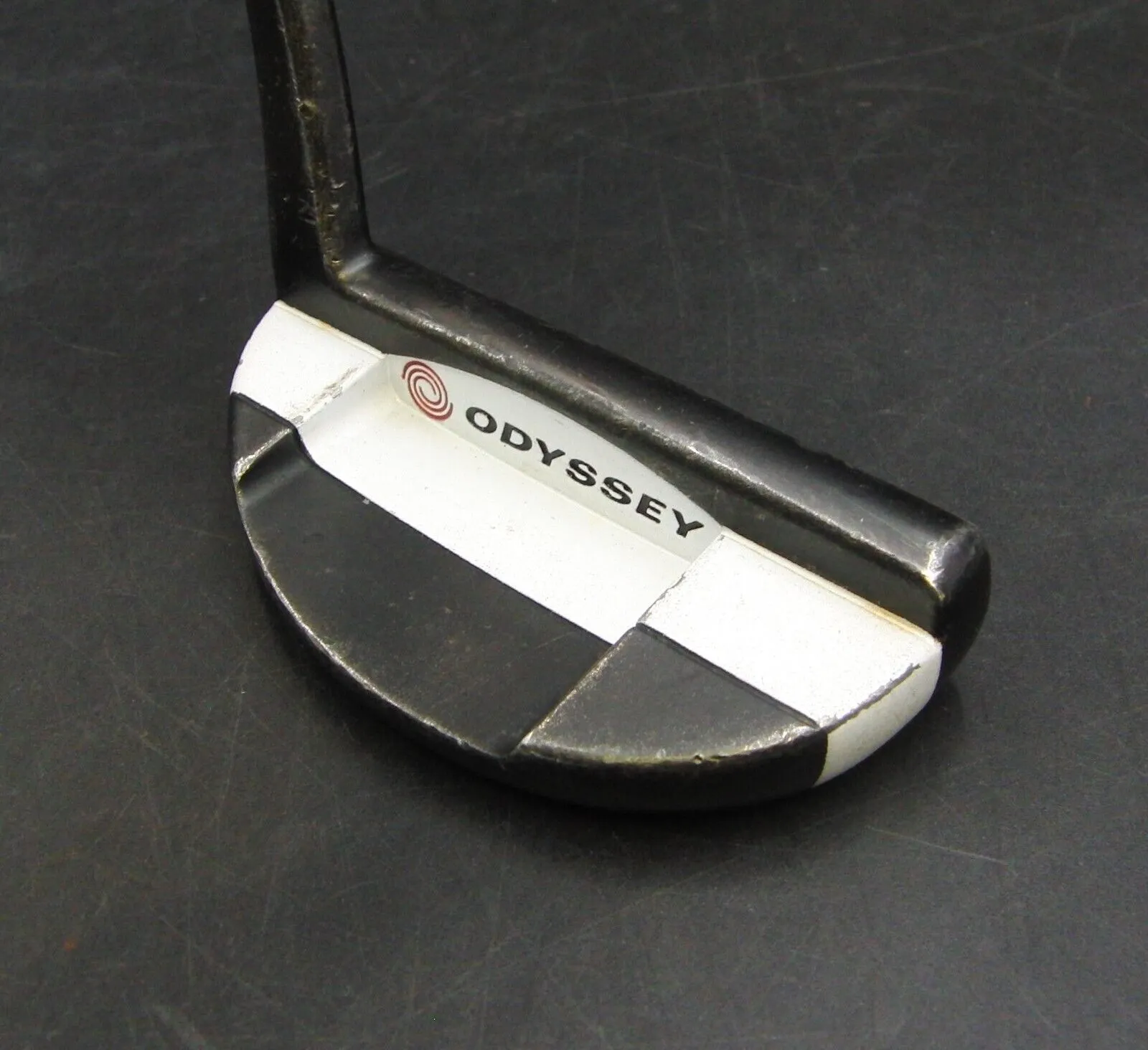 Odyssey VERSA 9 Putter 86.5cm Playing Length Steel Shaft Odyssey Grip 6 Odyssey VERSA 9 Putter 86.5cm Playing Length Steel Shaft Odyssey Grip - Image 4