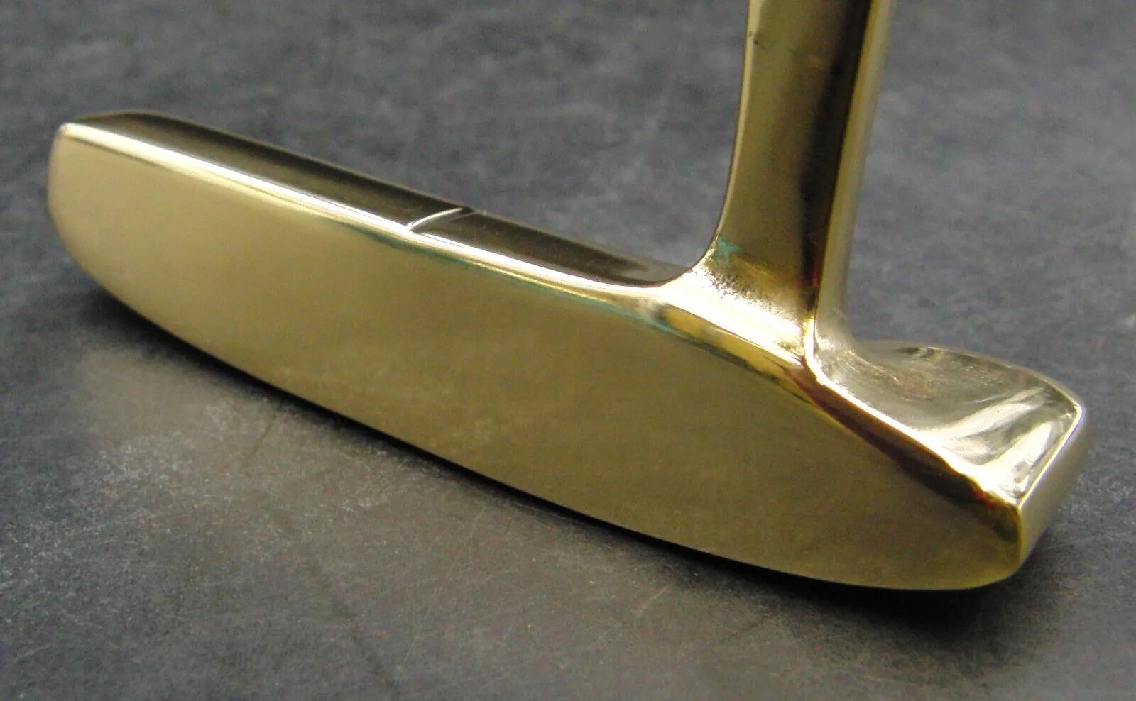 Refurbished Balenciaga Sports Putter 84cm Steel Shaft Dunlop Grip 8 Refurbished Balenciaga Sports Putter 84cm Steel Shaft Dunlop Grip - Image 6