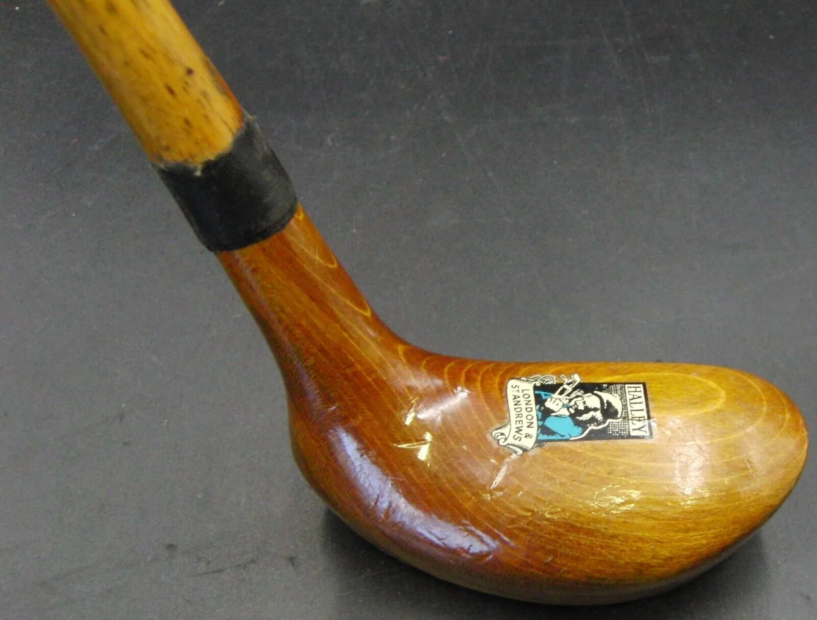 Vintage St Andrews MK VII Halley Putter Wood Shaft 90cm Long 5 Vintage St Andrews MK VII Halley Putter Wood Shaft 90cm Long - Image 3