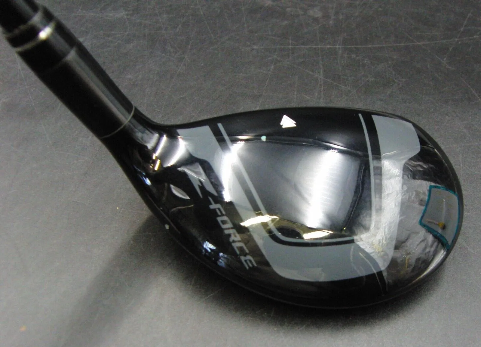 Yonex Z Force 23° 4 Hybrid Regular Graphite Shaft Yonex Grip 5 Yonex Z Force 23° 4 Hybrid Regular Graphite Shaft Yonex Grip - Image 3