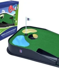 PGA TOUR PGA Pro Tour Practice Putting Green